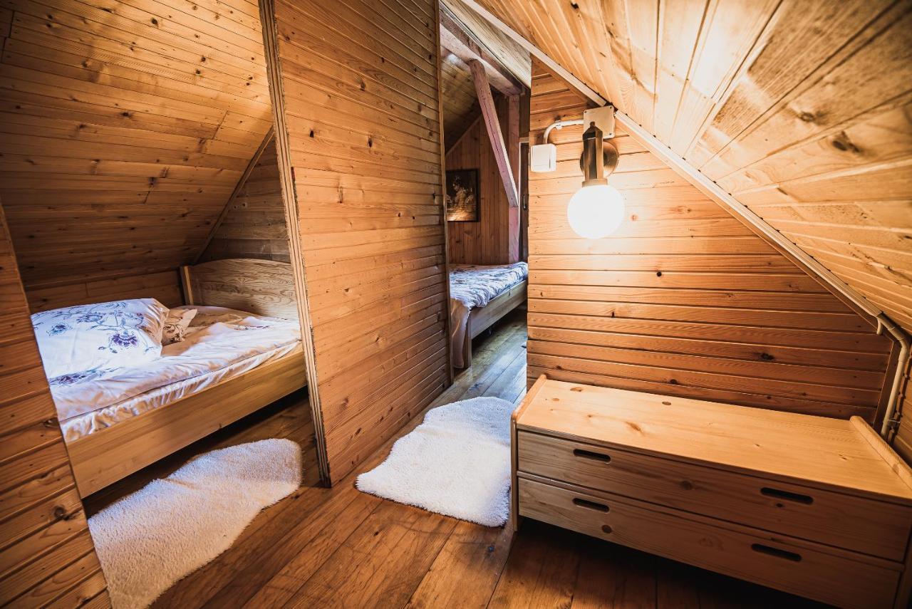Wooden Cabin Zurej With Hot Tub Bukovje v Babni Gori Exteriör bild